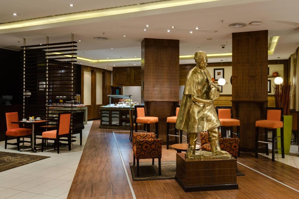 Posezení v ubytování Protea Hotel by Marriott Ikeja Select