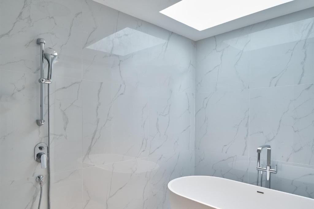 Le Meridien Kota Kinabalu, Kota Kinabalu (updated prices 2025)