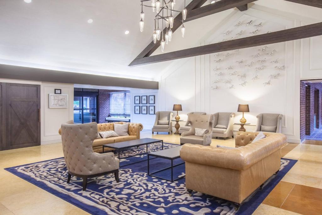 Delta Hotels by Marriott Baltimore Hunt Valley - Housity