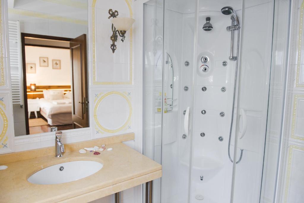 Laneez Ericeira Surf House - 18