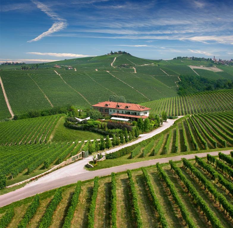 Photo de la galerie de l'établissement Cascina Baràc, à Alba