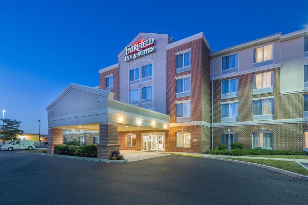 a rendering of a hotel with the front of the building at Fairfield Inn & Suites by Marriott Dover in Dover