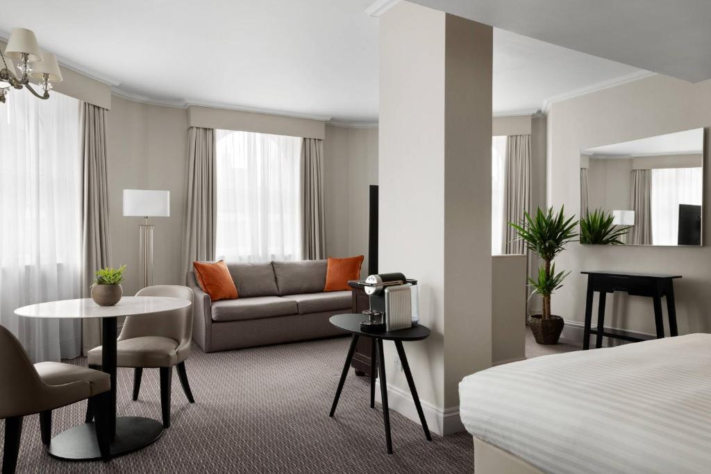 Posezení v ubytování Bristol Marriott Royal Hotel