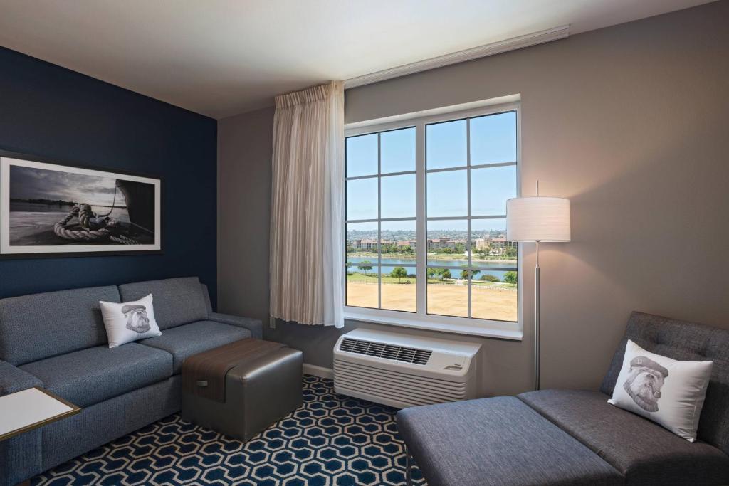 TownePlace Suites by Marriott San Diego Airport/Liberty Station - 2 Bedroom Suite