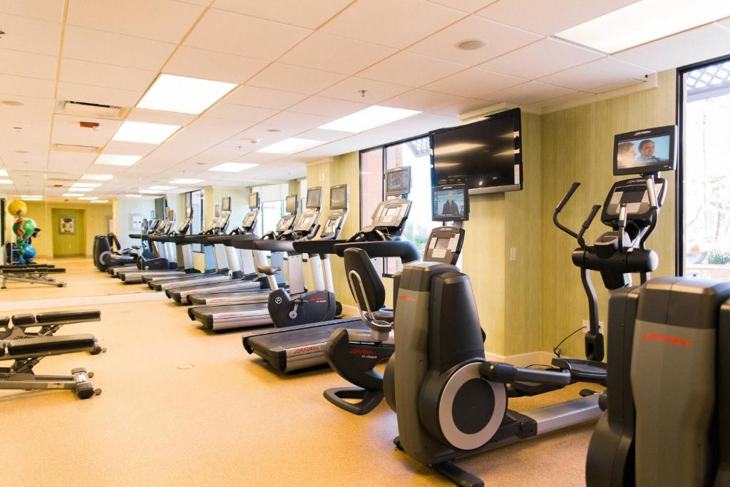 Fitness centrum a/nebo fitness zařízení v ubytování Scottsdale Marriott at McDowell Mountains