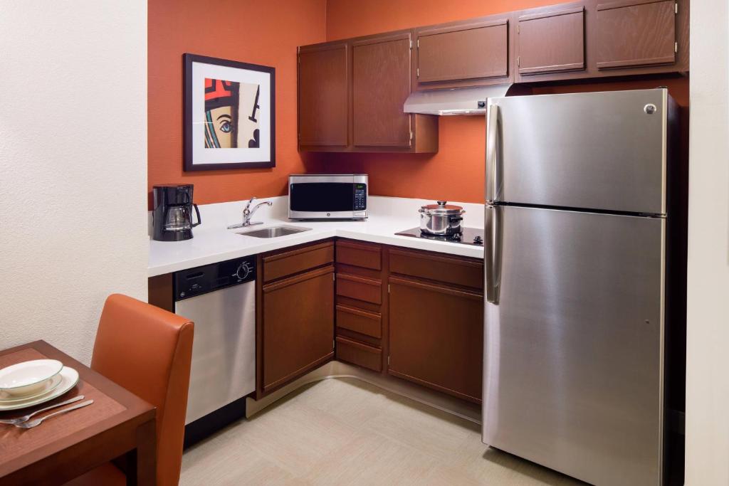 Residence Inn by Marriott Las Vegas Hughes Center - Suite Queen Avec Canapé-lit - Allergie Conviviale