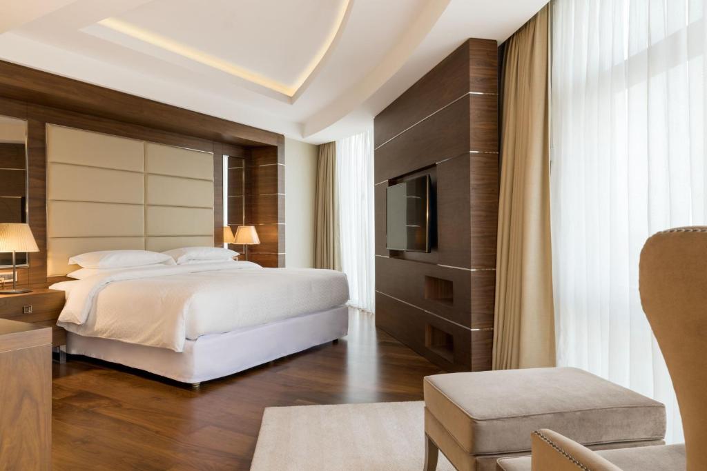 Letto o letti in una camera di Four Points by Sheraton Ikot Ekpene