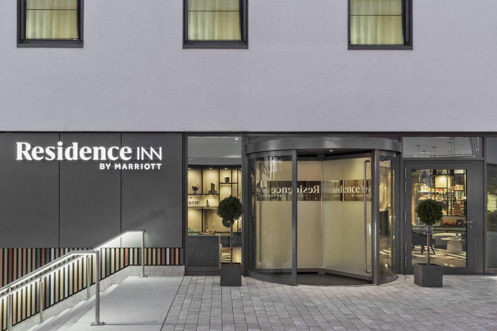 Residence Inn by Marriott Munich Ostbahnhof - Resim 11