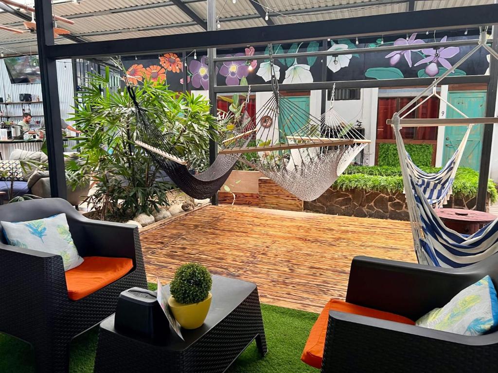 Posezení v ubytování Tucan Hotel