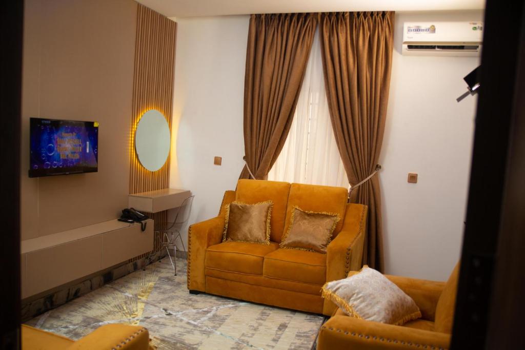 Foto dalla galleria di LINTOC HOTEL & SUITES a Enugu