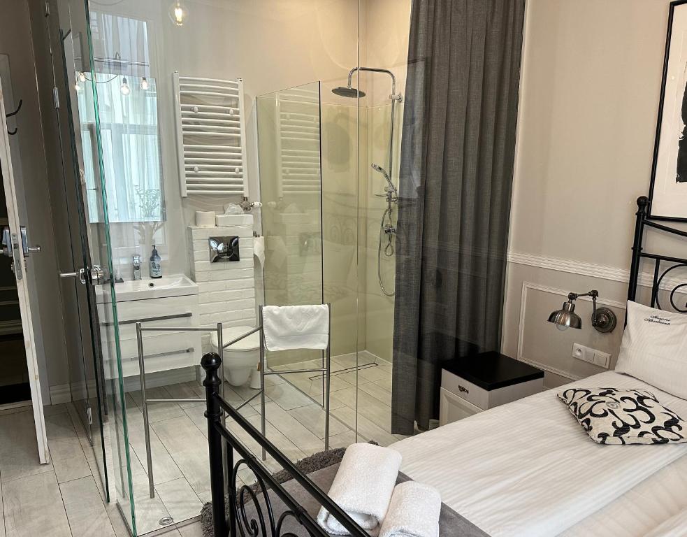 Imagine Apartments - Deluxe Double Room