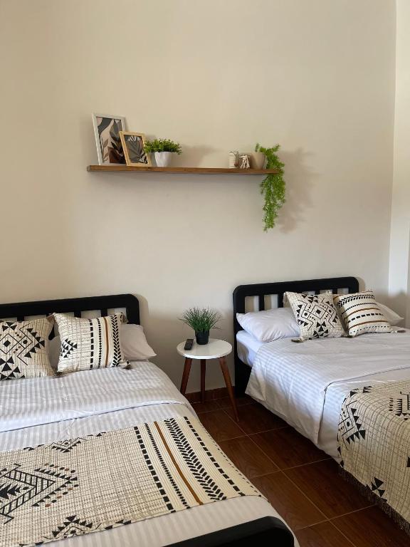 La Casa Guest House - 7