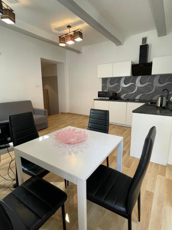 Marka Apartment, Krakow – Updated 2024 Prices