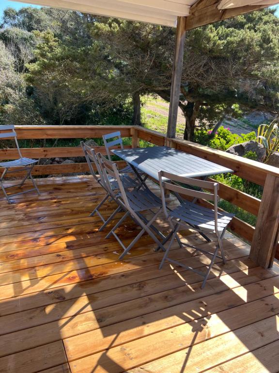 Balkón nebo terasa v ubytování les chalets de la Residence A Santa Trinita