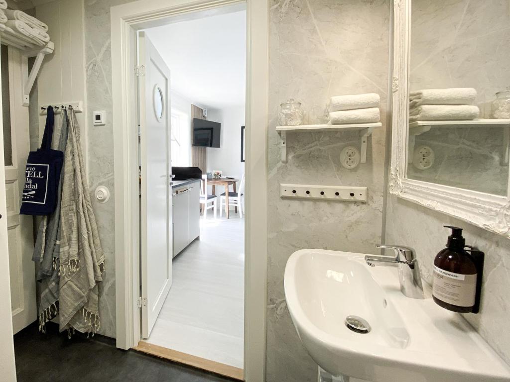 Ένα μπάνιο στο Skaftö Hotell Villa Lönndal, Grundsund