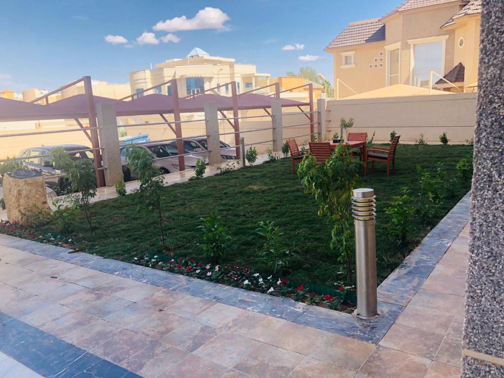Zahrada ubytování رؤوم إن للشقق الفندقية-Raoum Inn Hotel Apartments