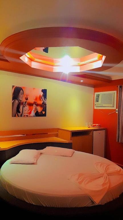 Postel nebo postele na pokoji v ubytování Motel Avenida (Adult Only)