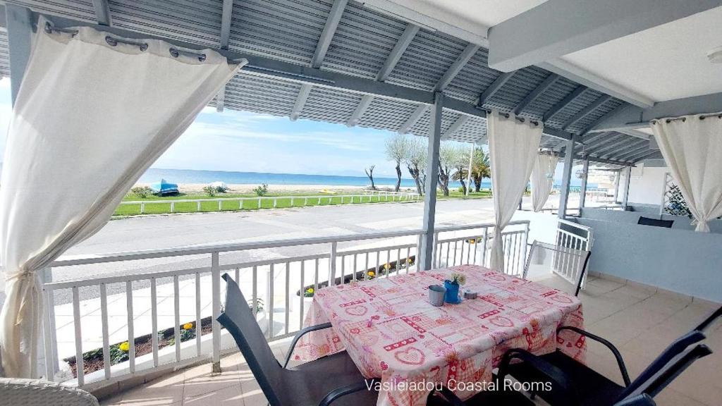 Balkón alebo terasa v ubytovaní Vasileiadou Coastal Rooms