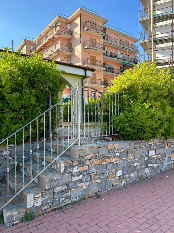 Budynek, w którym mieści się apartament