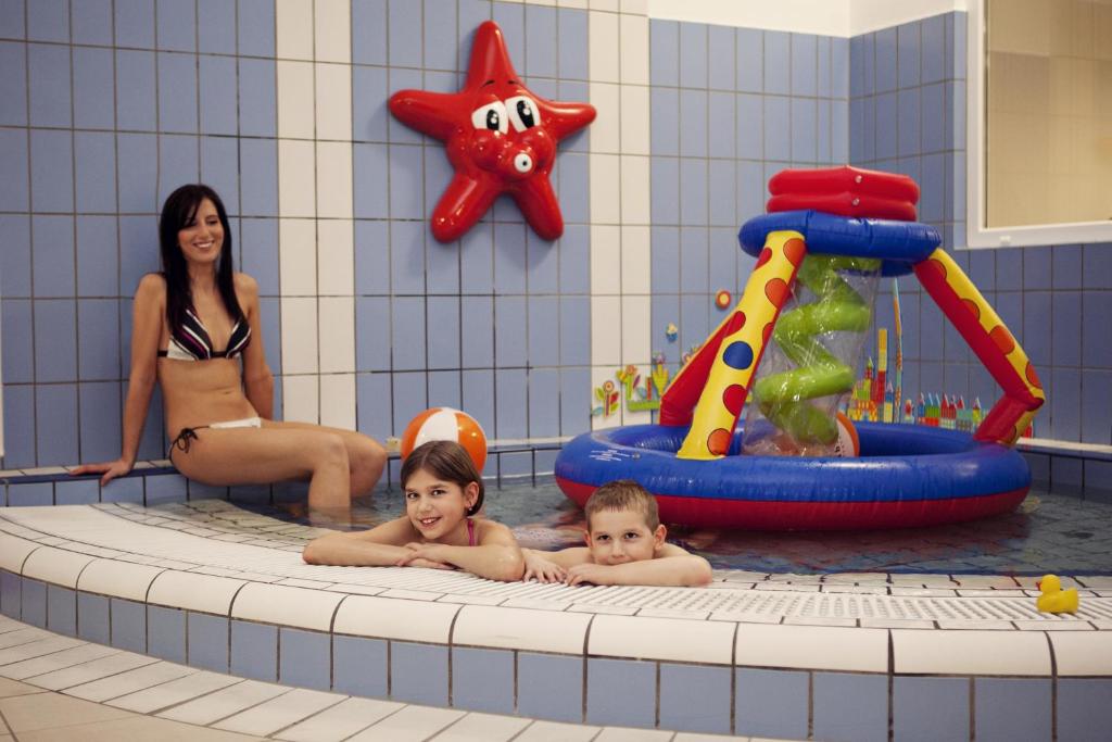 Hosté ubytování Napfény Hotel