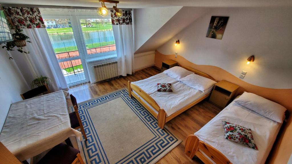 Pokoje do Wynajęcia u Lusi - Triple Chambre Avec Salle De Bain Partagée