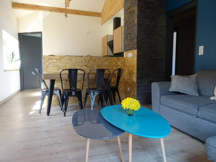 Część wypoczynkowa w obiekcie Chez Alixe - Appartement avec terrasse