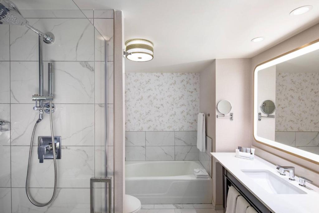 JW Marriott Atlanta Buckhead - Deluxe King Room