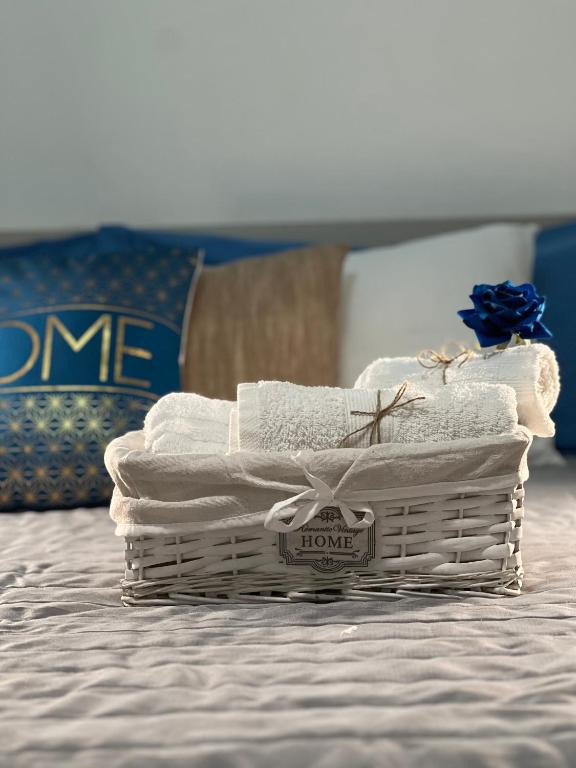 A bed or beds in a room at Gabry central apartment Palermo