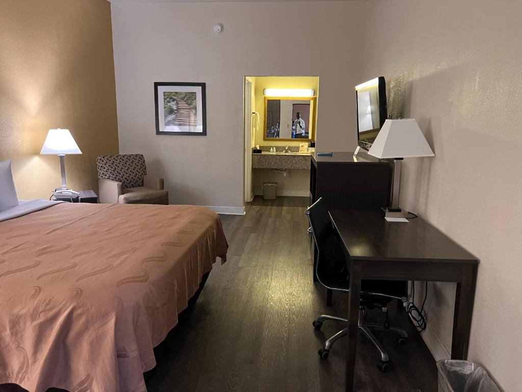 Quality Inn Maysville - Habitación King - Accesible/No Fumadores