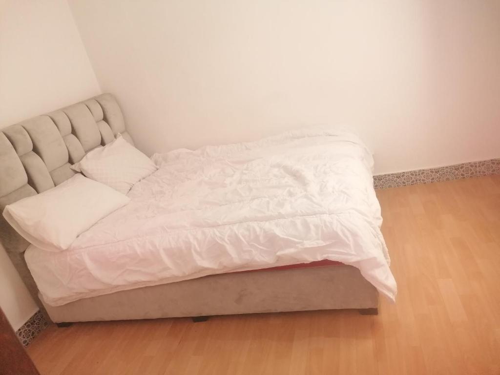 Postel nebo postele na pokoji v ubytování Akwaba lodge