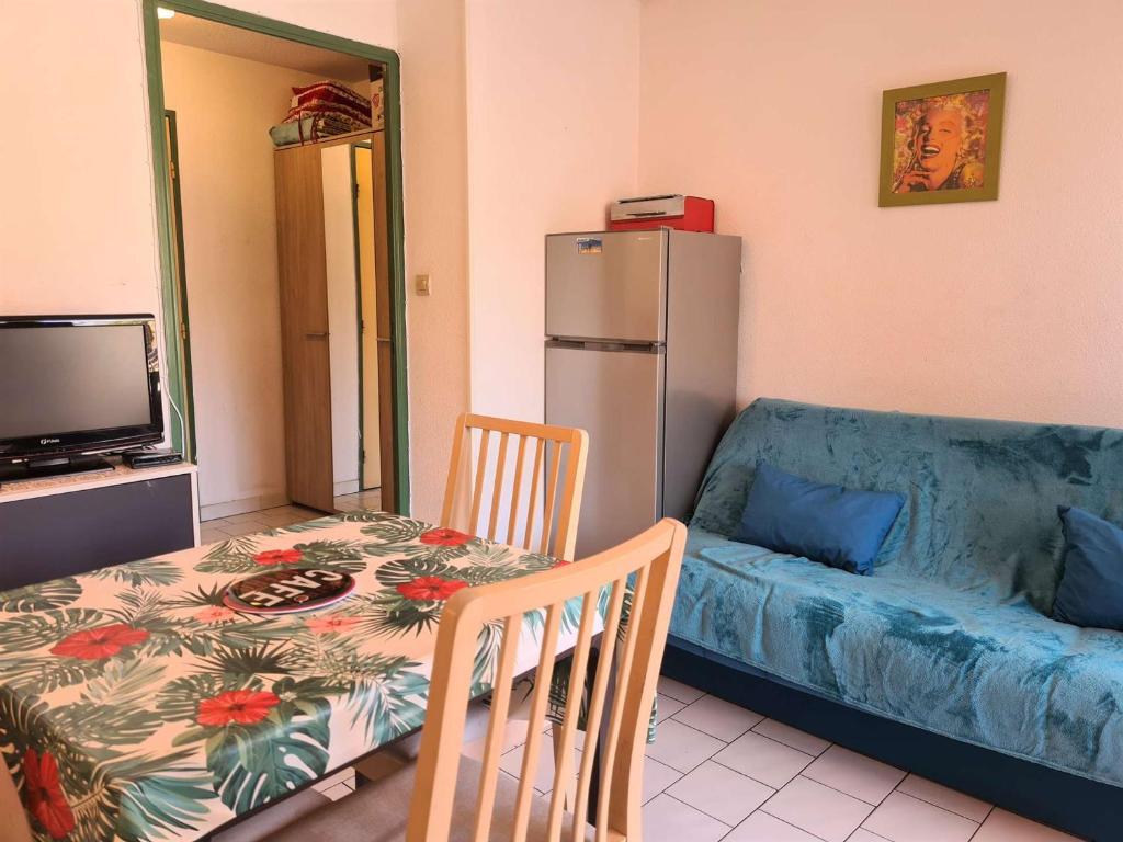 Posedenie v ubytovaní Appartement Moderne avec Piscine, 200m Plage - 4 Couchages, Cap d'Agde - FR-1-249-388