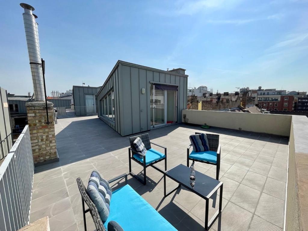 Picture Idea: Penthouse W Private Rooftop And Free Parking Boedapest Bijgewerkte