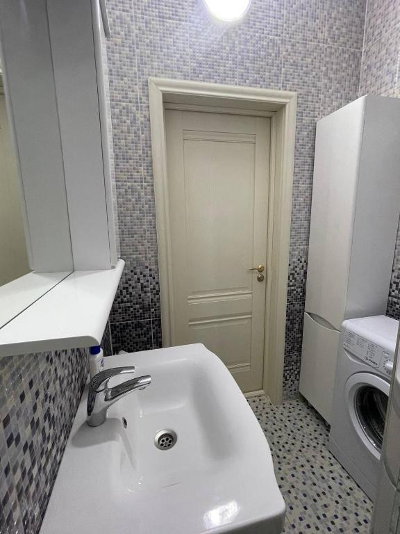 ErNaz Plus Apartments-Expo-Boulevard-6 - One-Bedroom Apartment