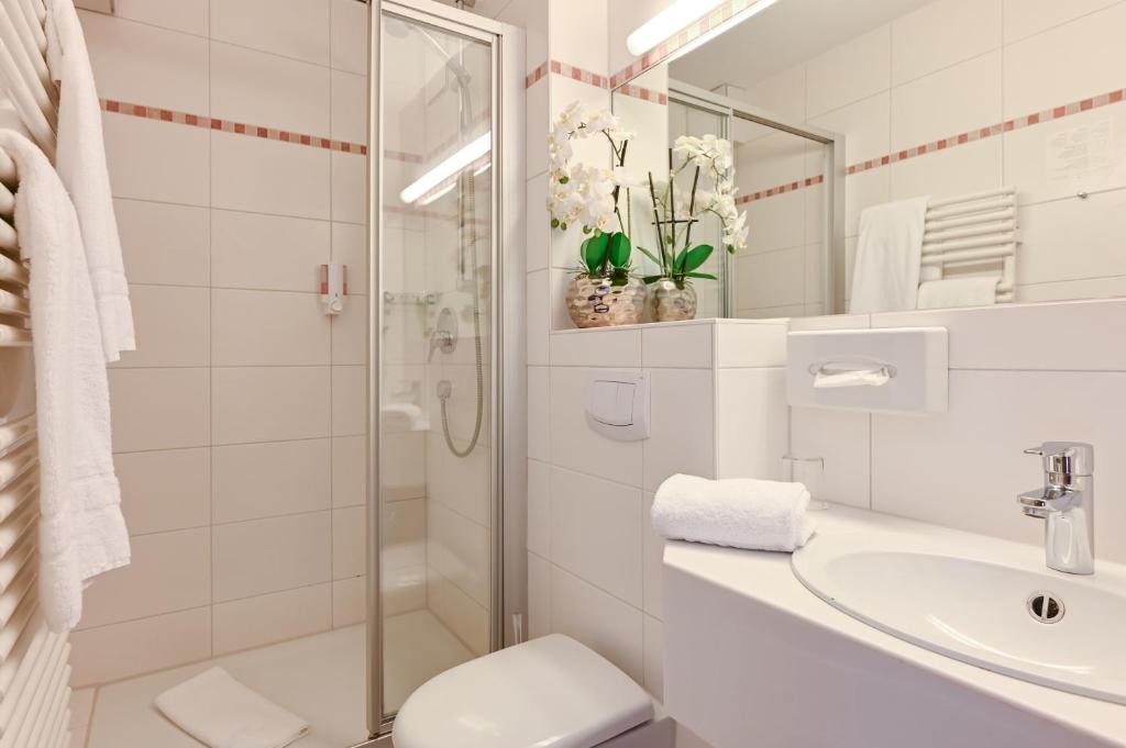 Koupelna v ubytování Hotel Alpenstuben