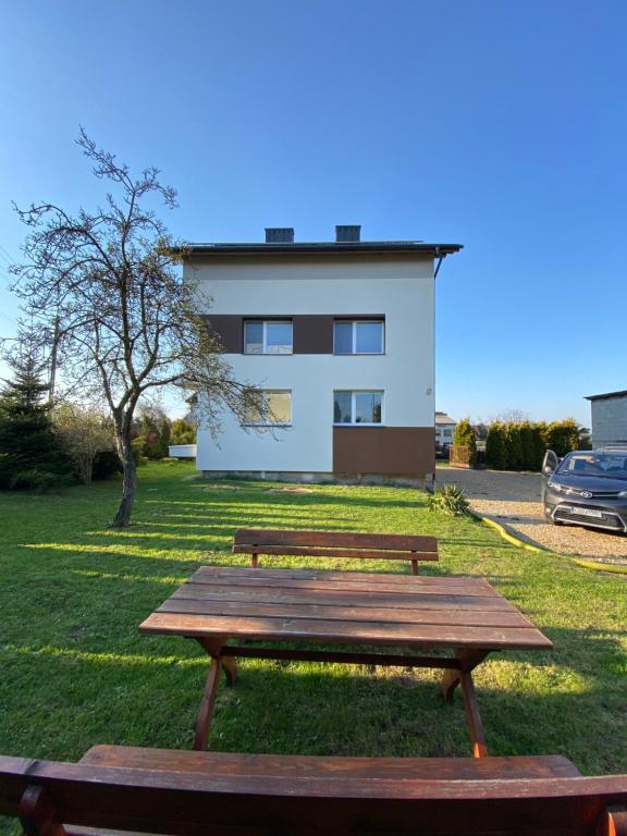 Budova, v ktorej sa apartmán nachádza
