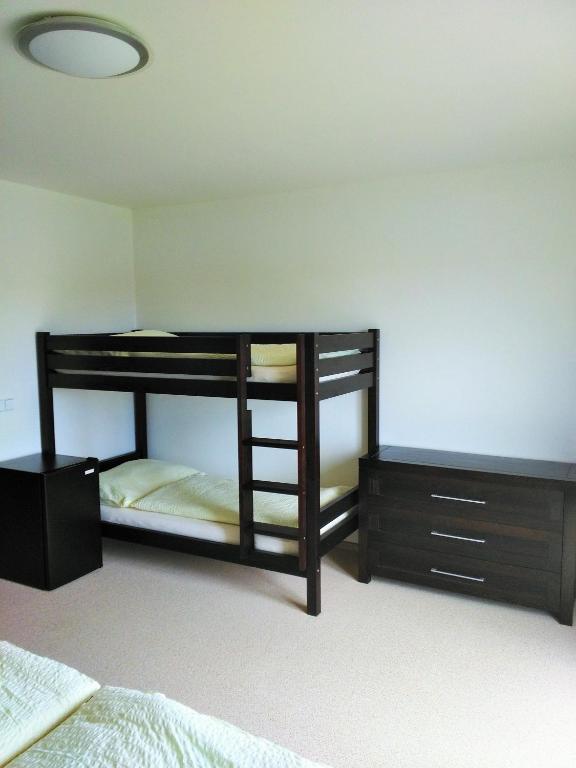 Penzion U Výra - Quadruple Room With Balcony