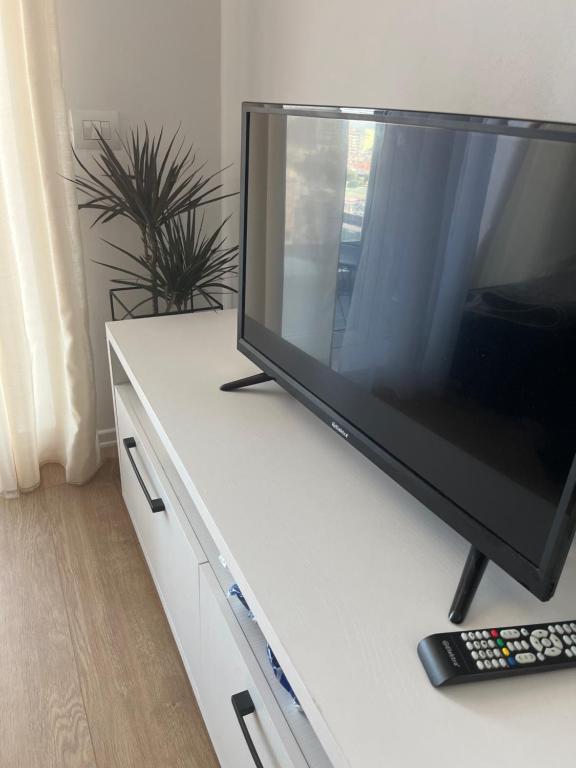 Comfy Nest Apartment- free parking - Imazhi 10