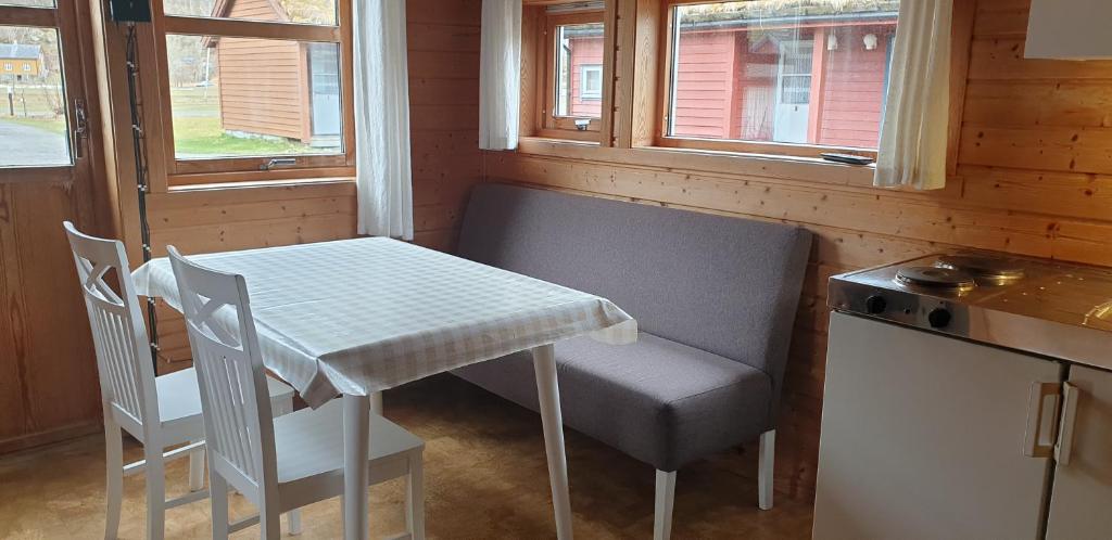 Kuchyň nebo kuchyňský kout v ubytování Bøyum Camping