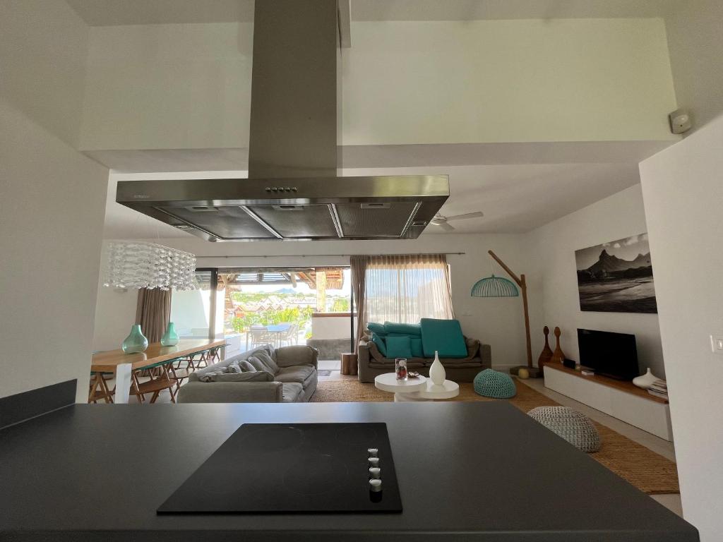 Kuchyň nebo kuchyňský kout v ubytování Penthouse Marina - 3 ensuite bedrooms