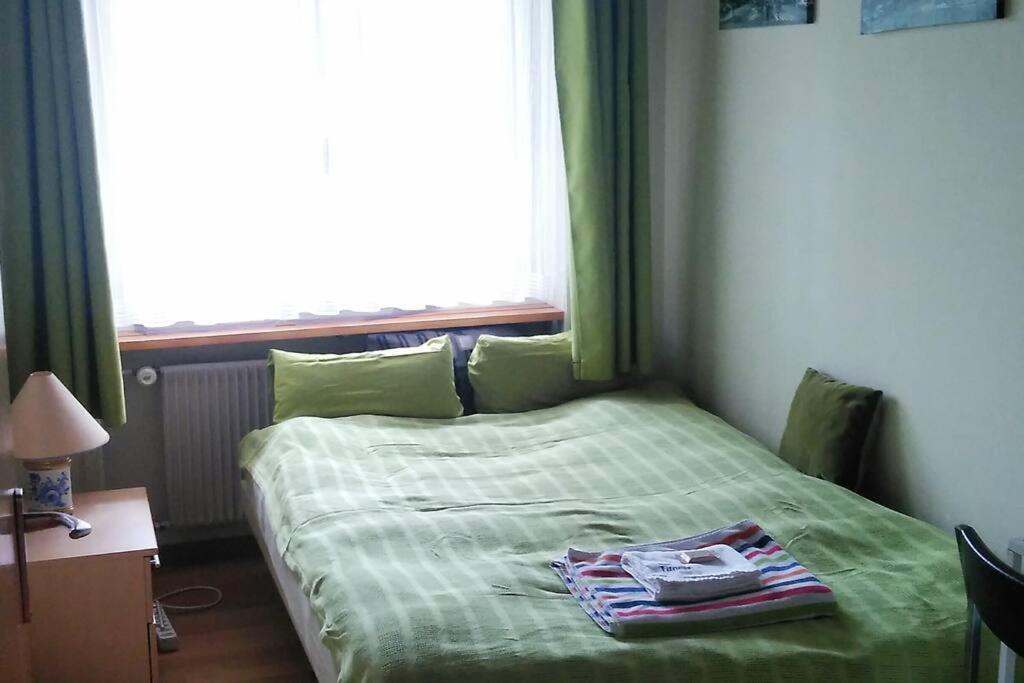 Postel nebo postele na pokoji v ubytování ~Cityroom: Enjoy on your own or with darling~