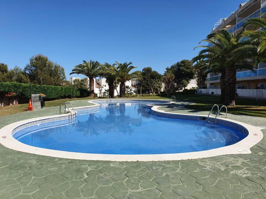 Bazén v ubytování Apartamento Mediterráneo Salou! nebo v jeho okolí