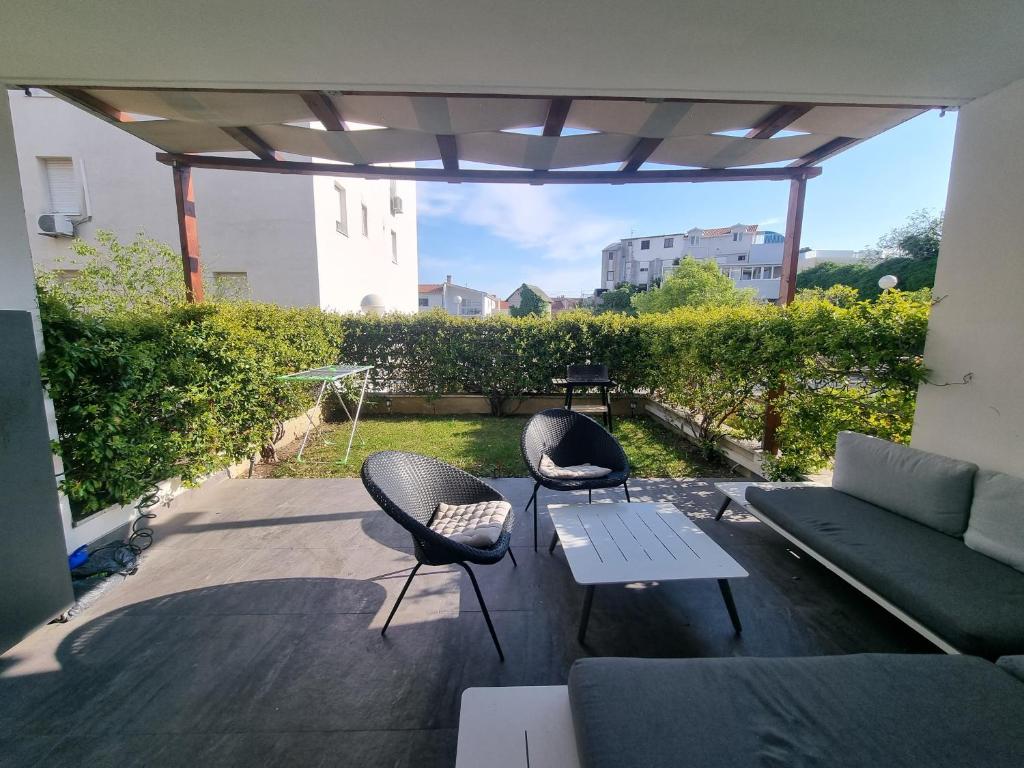 Apartment with big terrace Leon, Split (updated prices 2024)