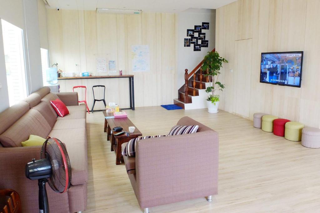 TV a/nebo společenská místnost v ubytování 澎湖民宿 7 Hostel