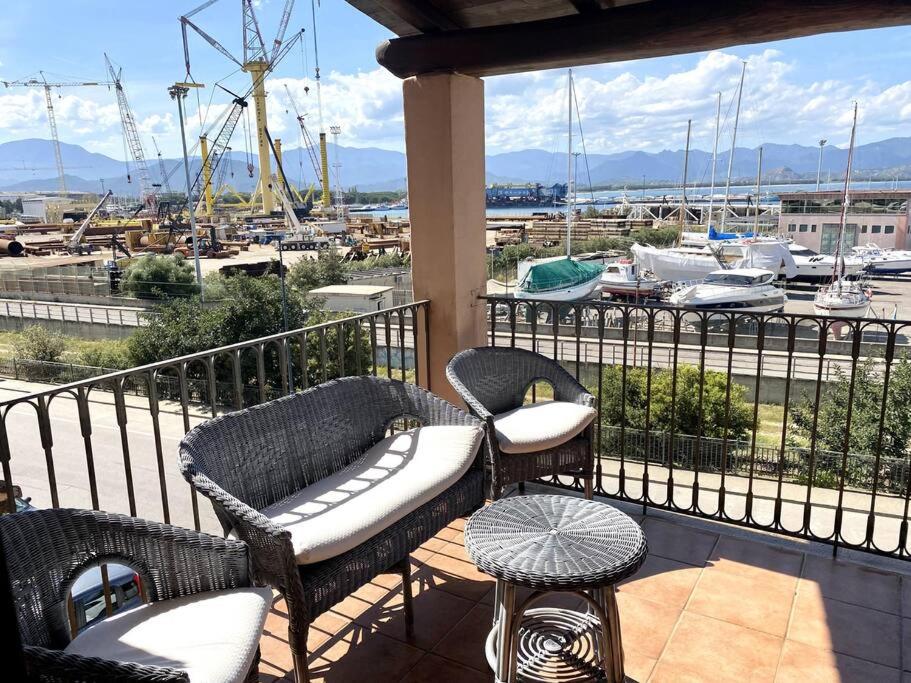 Appartamento ad Àrbatax - Incantevole Terrazza Vista Mare