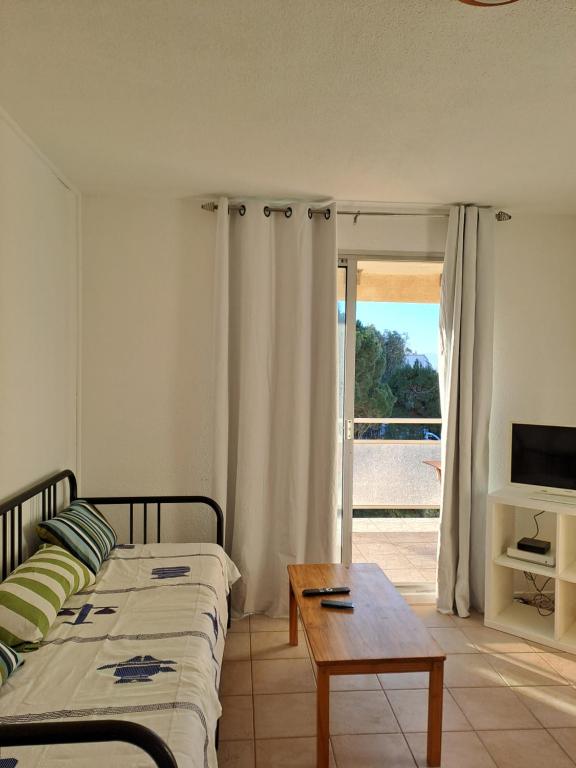 Posteľ alebo postele v izbe v ubytovaní STUDIO PORT 200 M PLAGE