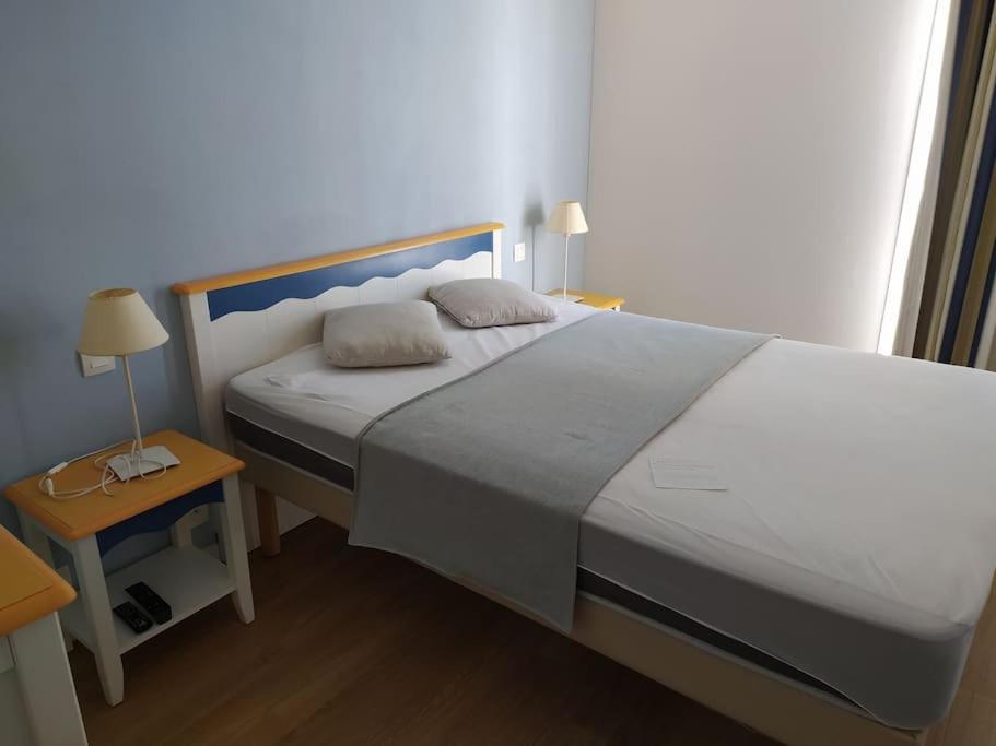 Posteľ alebo postele v izbe v ubytovaní Charmante maison de vacances avec accès piscine