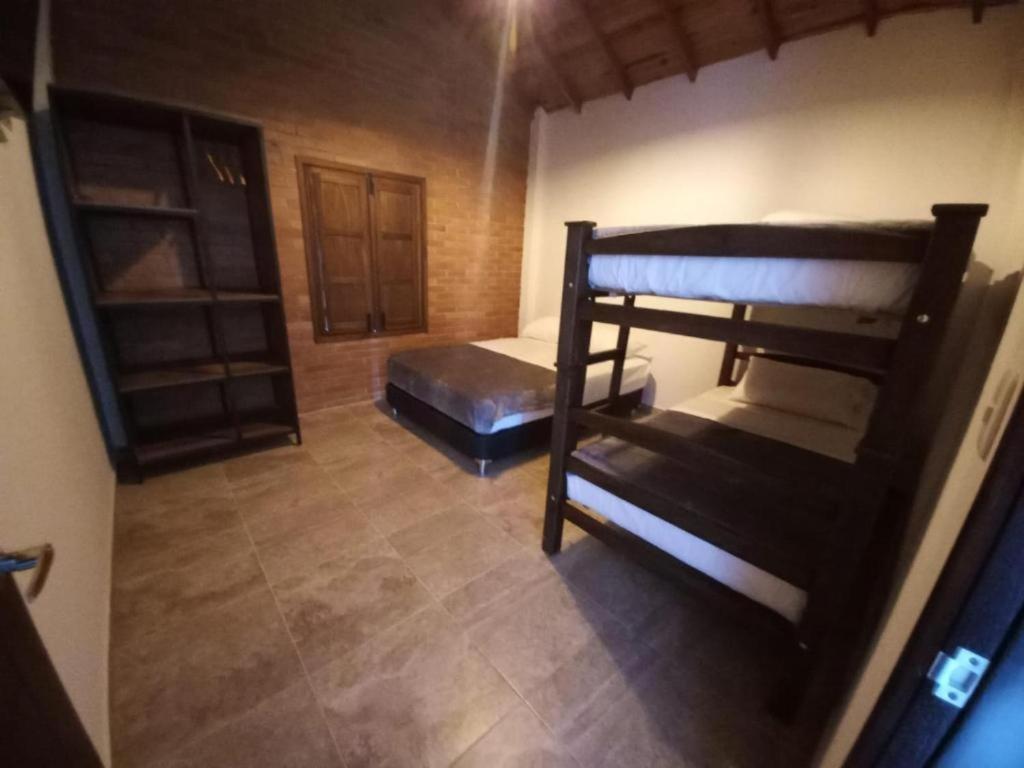 Villa Paulina - Habitación Cuádruple Estándar