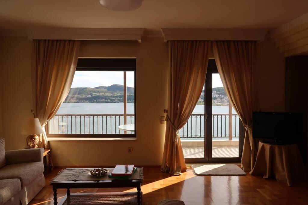 DeLuxe View Kastoria - city center apartment, Kastoria – Updated 2023 Prices