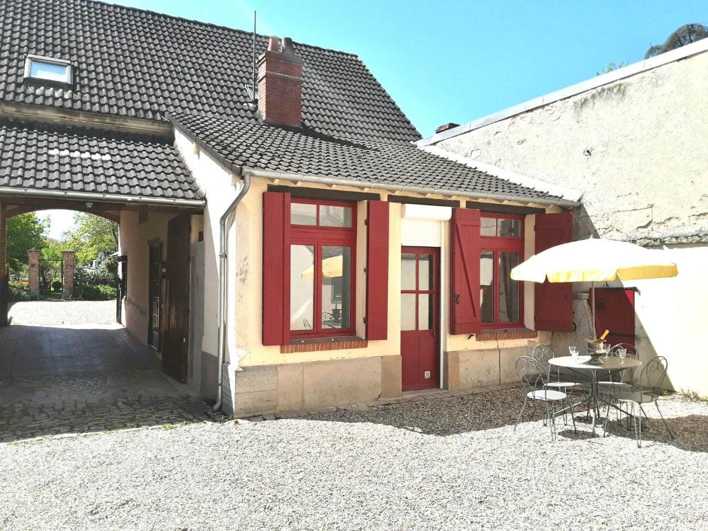 Budova, v ktorej sa apartmán nachádza