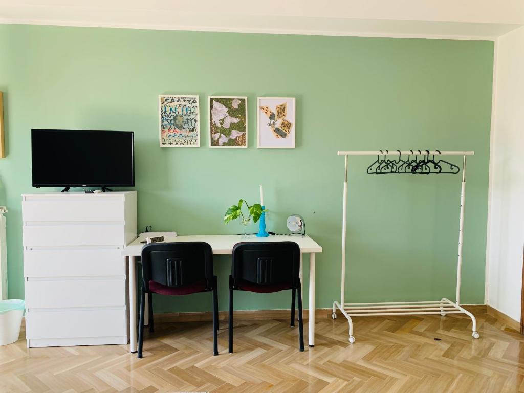Televízia a/alebo spoločenská miestnosť v ubytovaní Sostegno d'amore